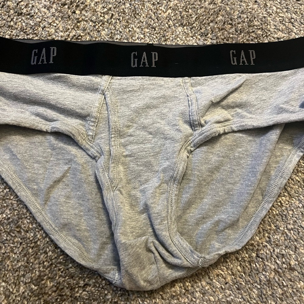 Gap gray briefs